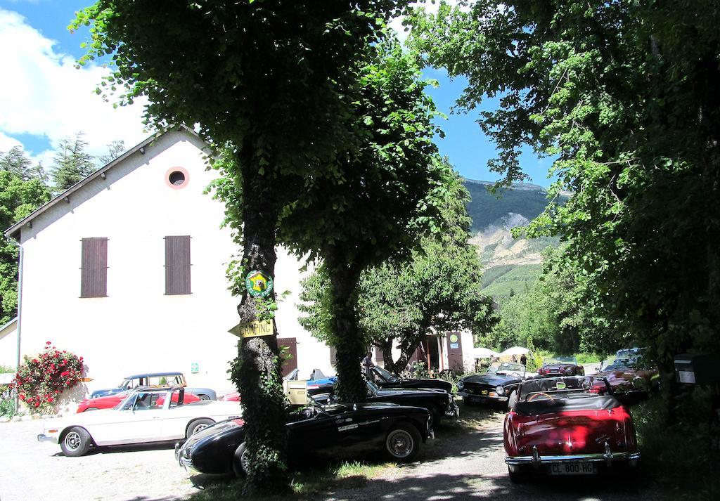 La Source Panzió Saint-Pierre-d'Argençon Kültér fotó