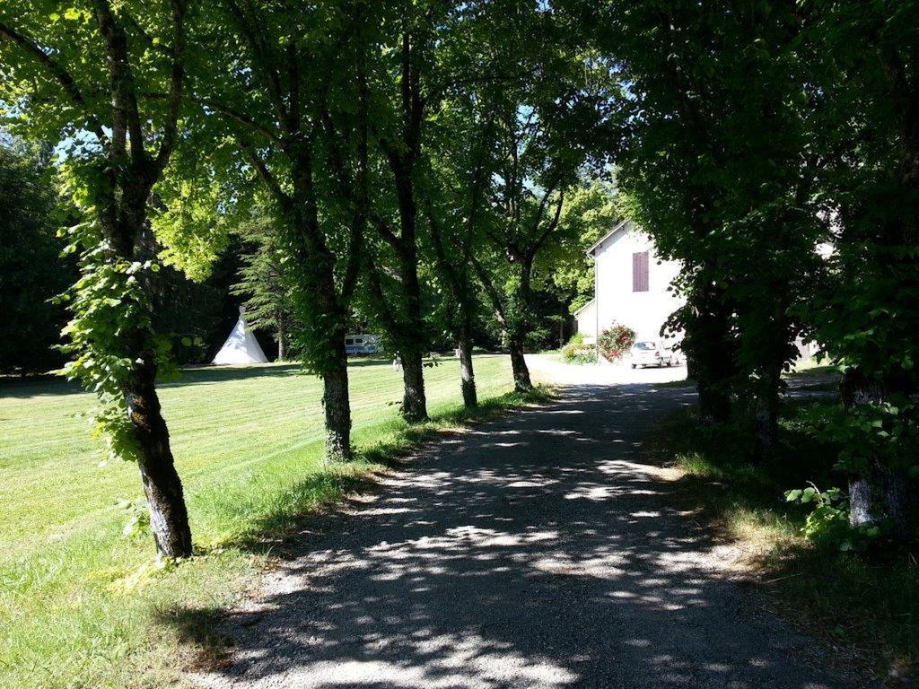 La Source Panzió Saint-Pierre-d'Argençon Kültér fotó
